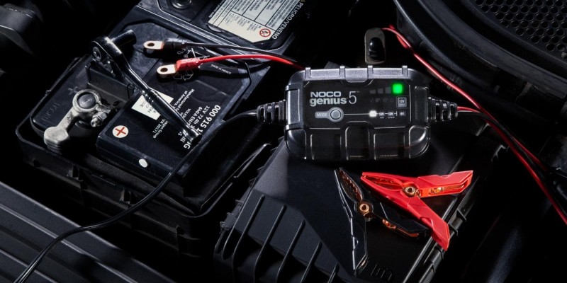 Noco Genius 5UK 6/12V 5A Battery charger (Lit